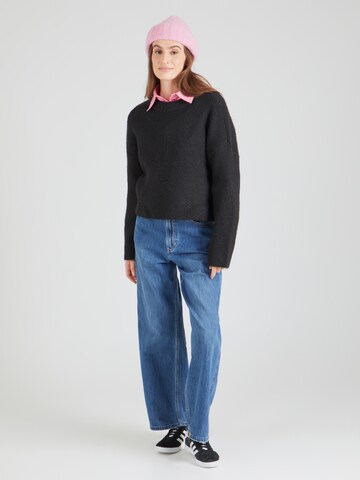 TOPSHOP Sweater in Black