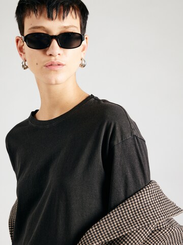 Maglietta 'PCEloise' di PIECES in nero