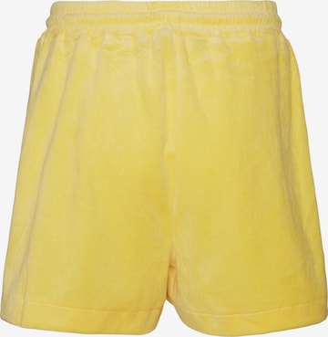 VERO MODA Regular Pants 'UNICA' in Yellow