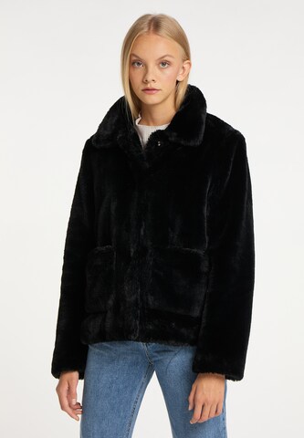 taddy Winter Jacket in Black: front