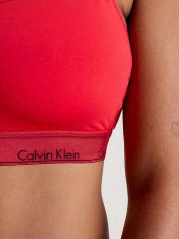 Calvin Klein Underwear Medium Support BH in Rot