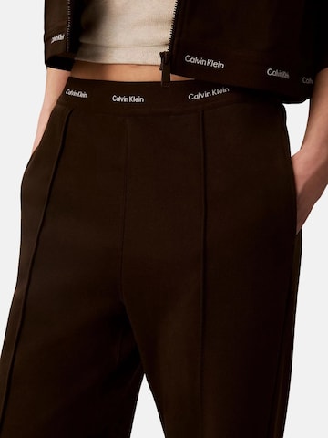 Calvin Klein - regular Pantalón en marrón