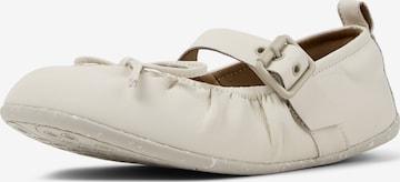 CAMPER - Sabrina com tiras ' Wabi ' em branco: frente