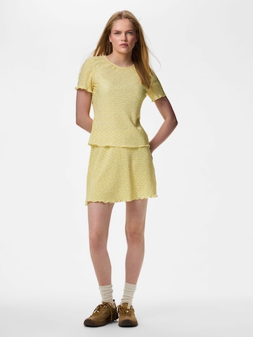 PIECES - Falda 'FLORA' en amarillo