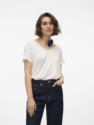 T-shirt 'Ilsa' VERO MODA en blanc : devant