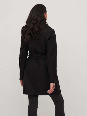 VILA Between-Seasons Coat 'Director Lus' in Black