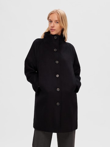 SELECTED FEMME Between-Seasons Coat in Black: front