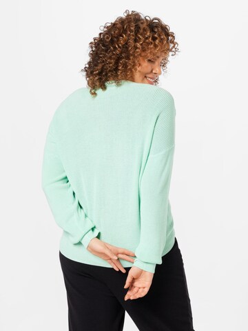 Vero Moda Curve Knit Cardigan in Green