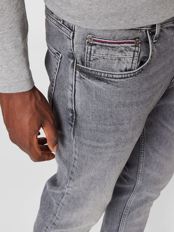 regular Jeans 'Denton' di TOMMY HILFIGER in grigio