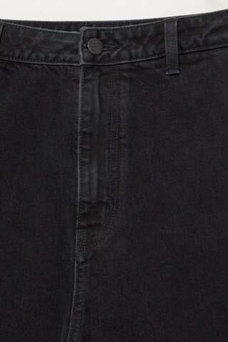Baggy Jeans de la Pull&Bear pe negru