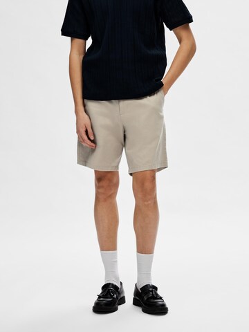 SELECTED HOMME Regular Shorts 'Bill' in Beige: predná strana