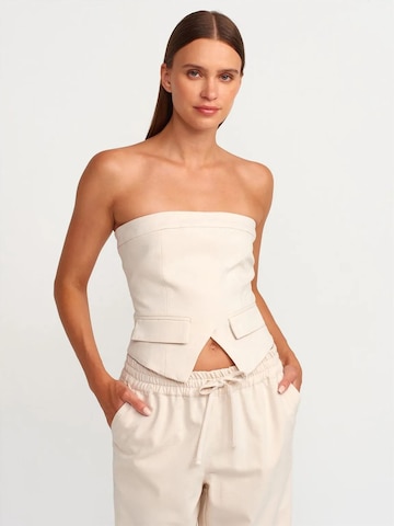 Dilvin Top in Beige: voorkant