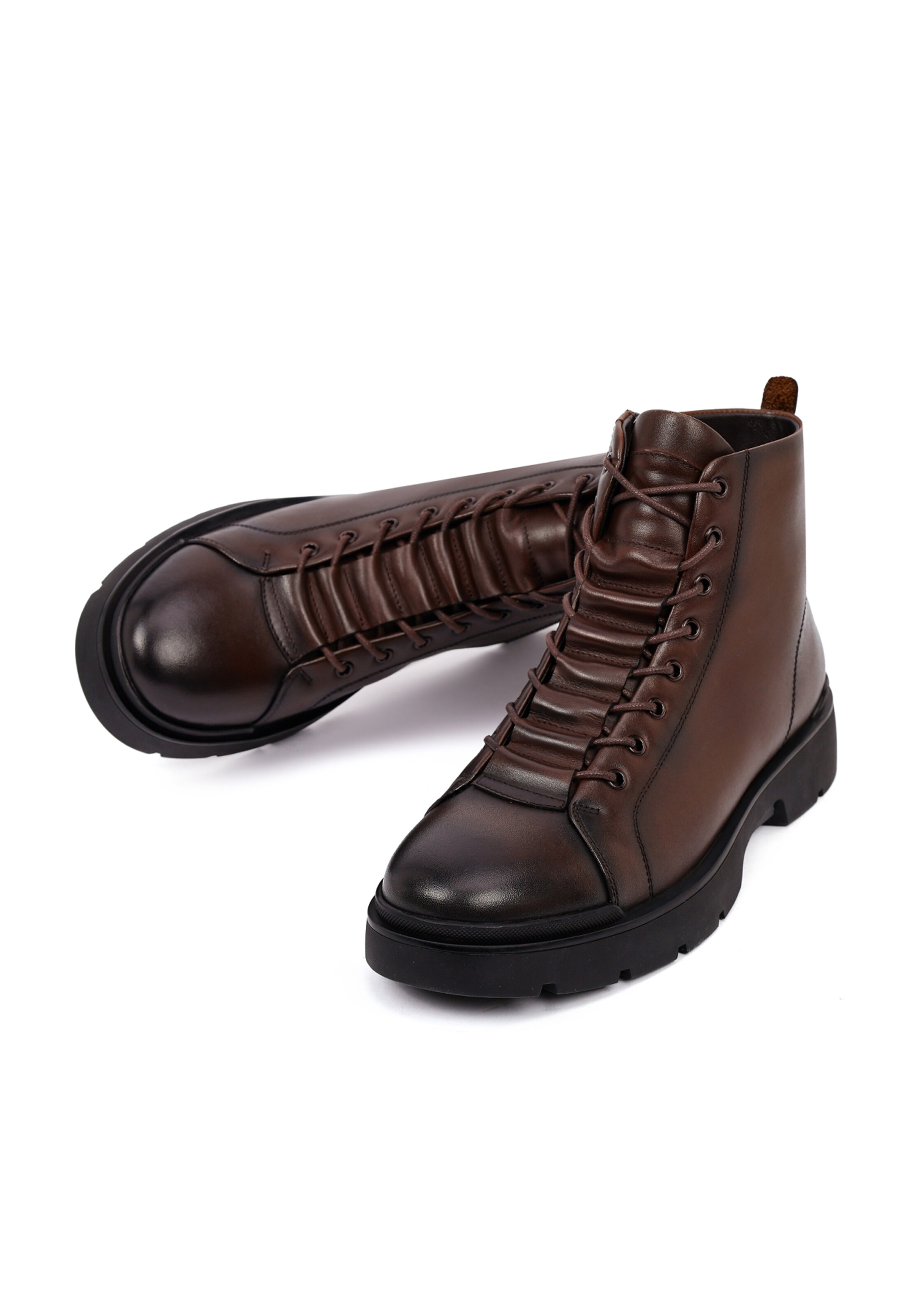 Derimod Lace-up boots in Brown