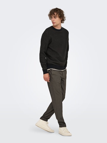 Coupe slim Pantalon 'ONSBRAD' Only & Sons en marron
