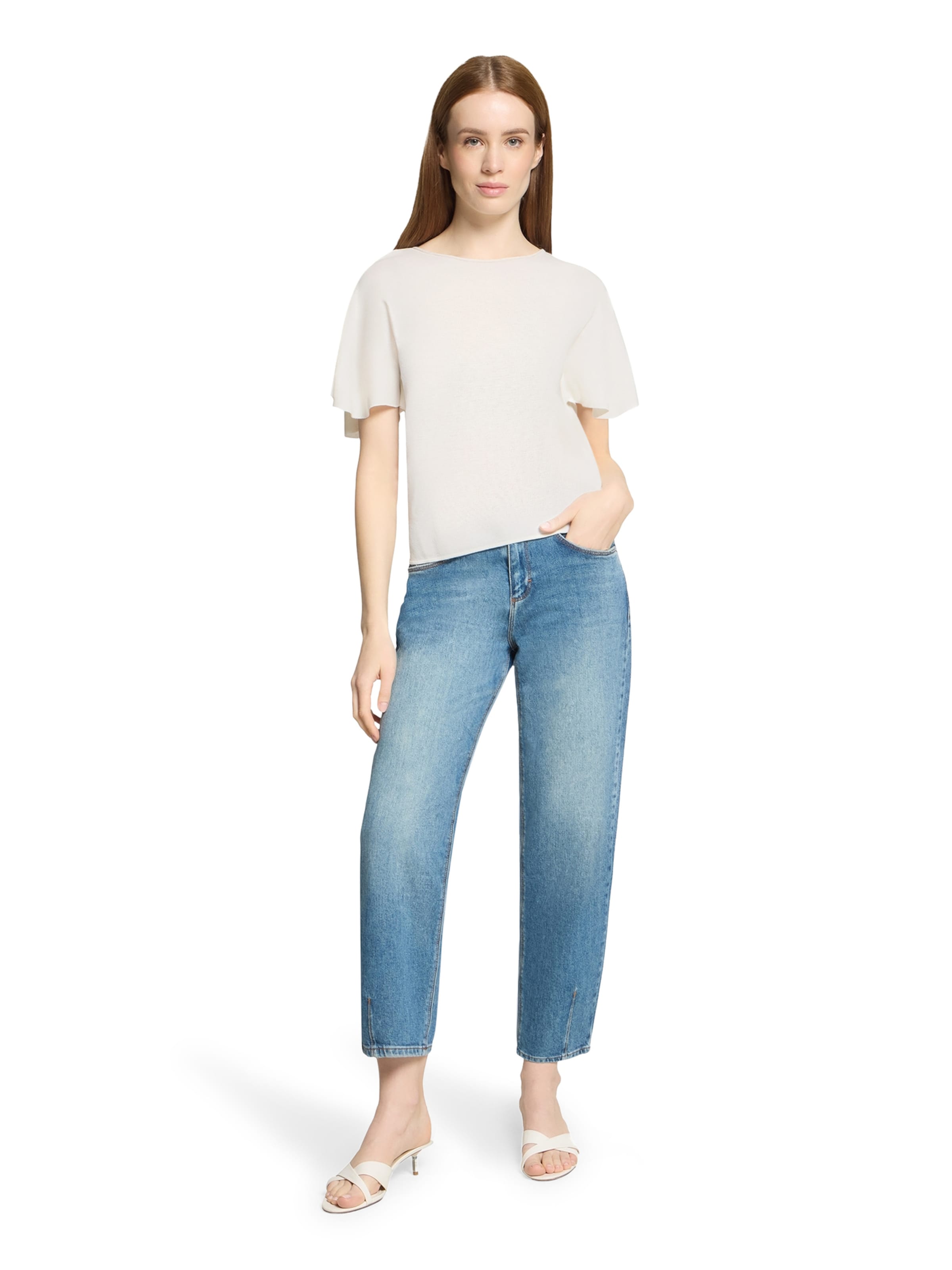 Cartoon Strickpullover mit Flügelärmeln in Weiß