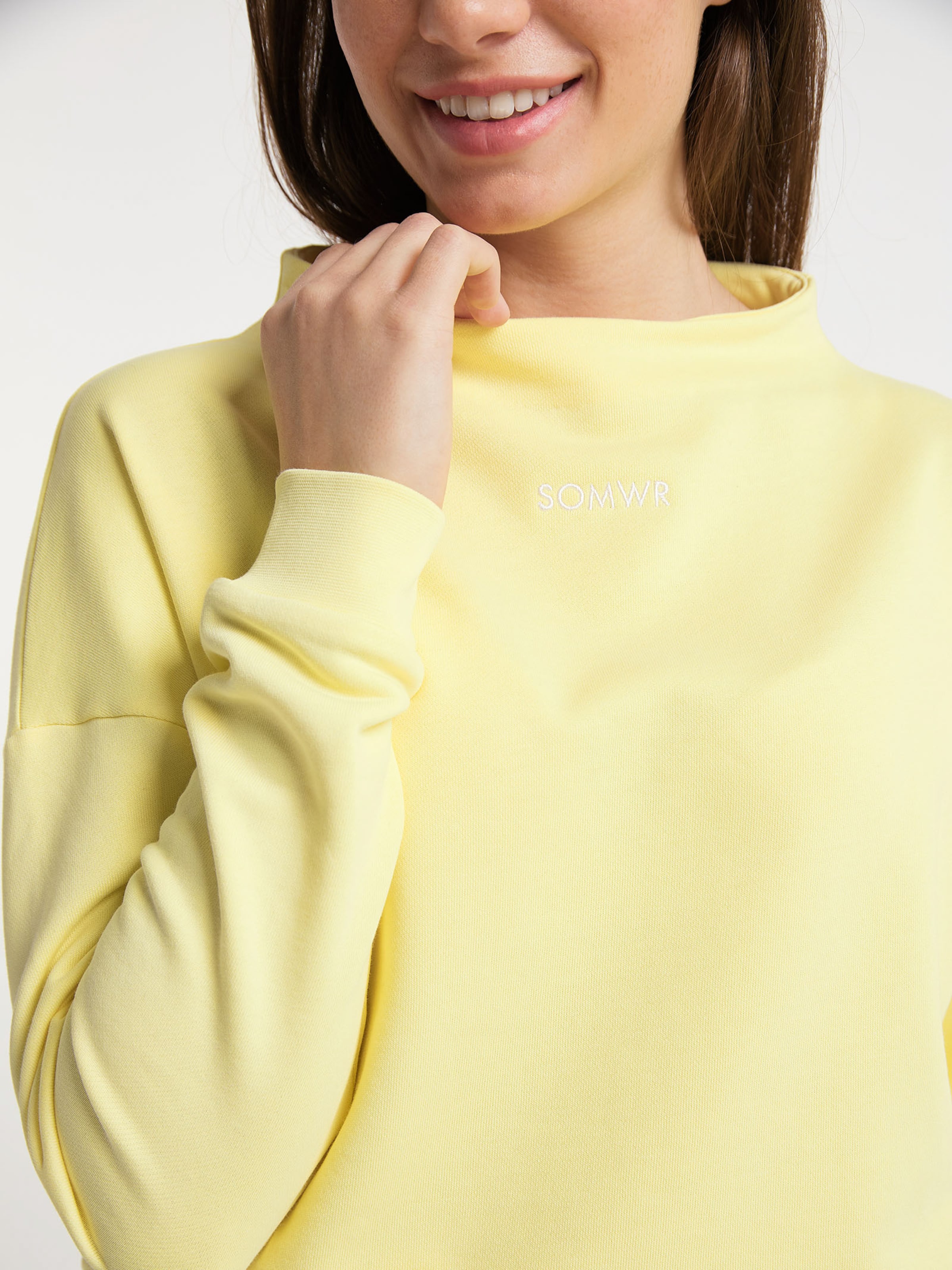 SOMWR Pullover (GOTS) in Pastellgelb | ABOUT YOU