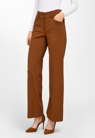 Peter Hahn Boot cut Pleated Pants in Brown: front