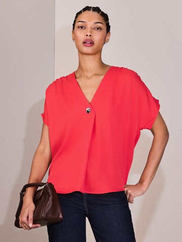 Next Bluse in Rot: Vorderseite