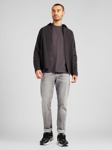 GAP Regular fit Button Up Shirt in Grey
