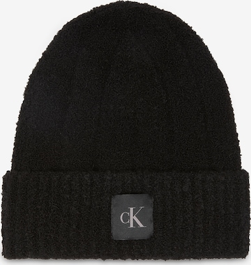 Căciulă de la Calvin Klein pe negru: față