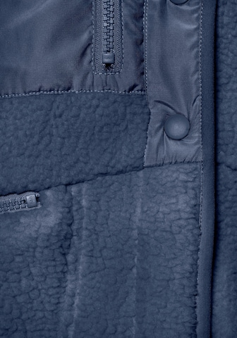 Veste en polaire VIVANCE by LASCANA en bleu