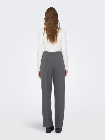 ONLY Regular Trousers with creases 'Tilly' in Grey