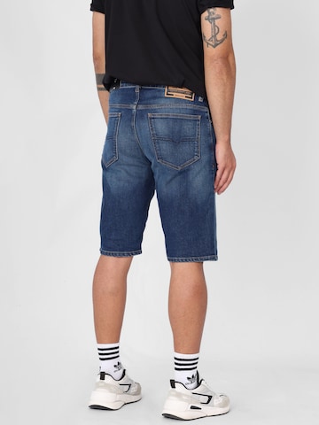 Coupe slim Jean 'SLIM-SHORT' DIESEL en bleu