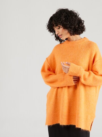 TOPSHOP Sweater in Orange