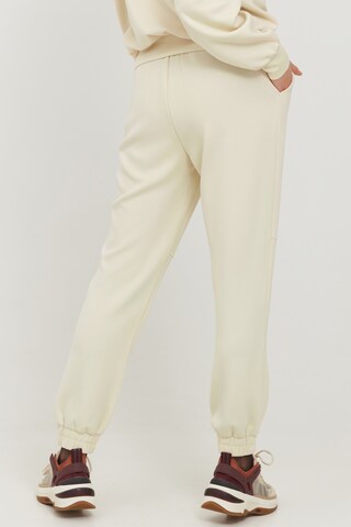 b.young Tapered Broek 'BYPUSTI SWEAT PANTS' in Beige