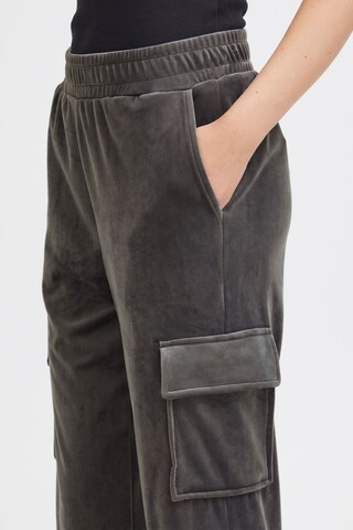 Oxmo Tapered Cargo trousers 'Mitala' in Grey