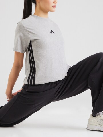ADIDAS SPORTSWEAR Koszulka funkcyjna 'Essentials' w kolorze szary