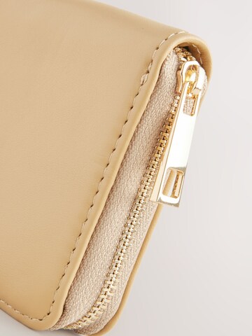 Next Wallet in Beige