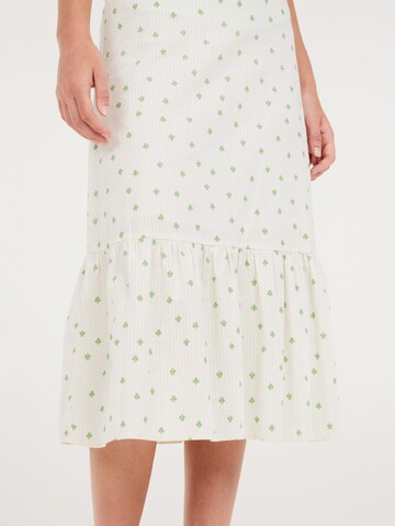 PROTEST Rock 'PRTANNEBEL' in Weiß