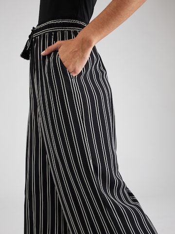 Wide leg Pantaloni di Sublevel in nero