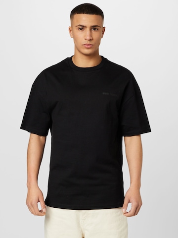 9N1M SENSE Тениска в черно: отпред