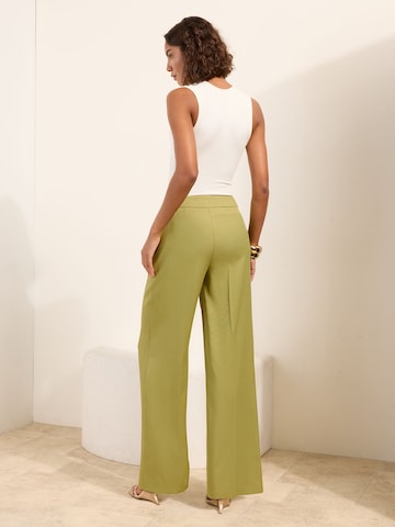 Wide Leg Pantalon à plis Friends Like These en vert