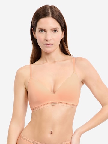 Triangolo Reggiseno 'Happily' di ETAM in rosa: frontale