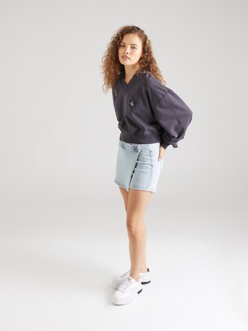 Calvin Klein Jeans Sweatshirt in Grijs