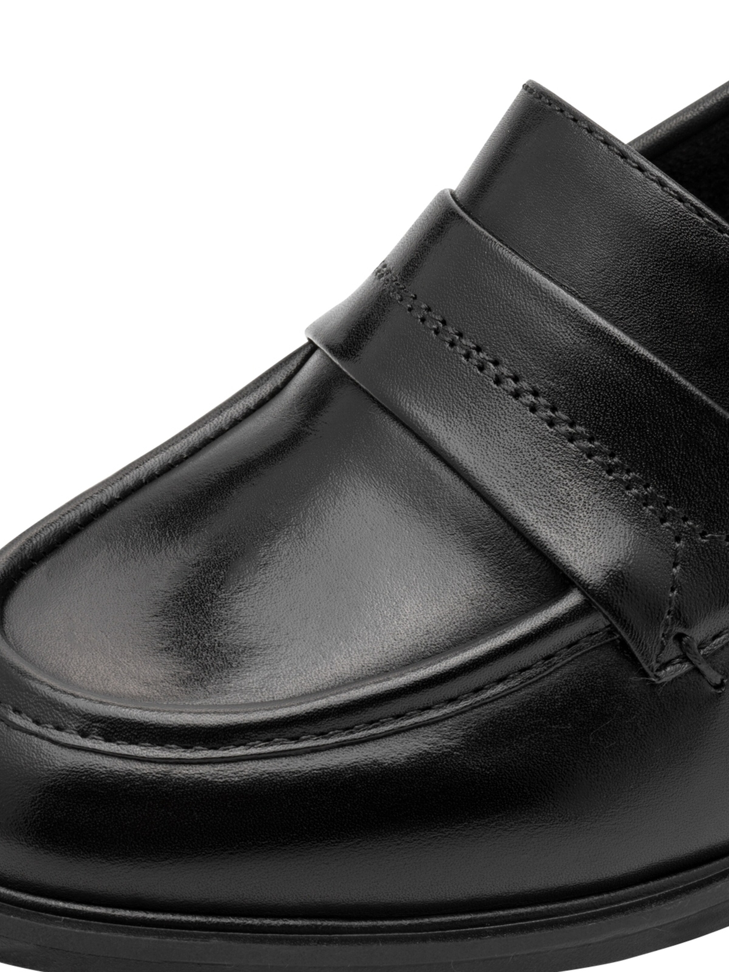 Tamaris Pumps in Black
