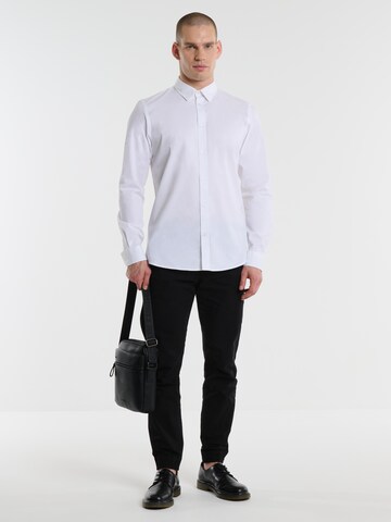BIG STAR Regular fit Button Up Shirt 'NISSIP' in White