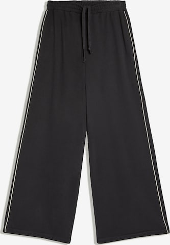 Bershka Nadrág 'DANCERS DREAM' - fekete: elől