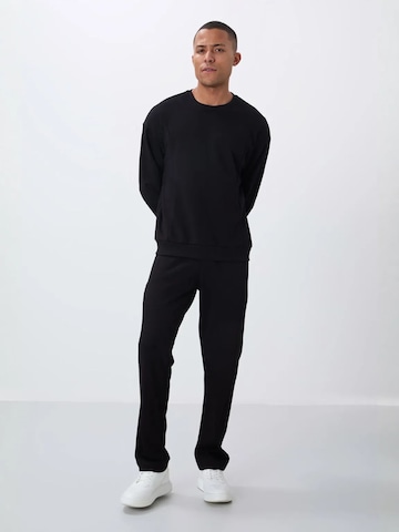 Tommy Life Sweat suit in Black