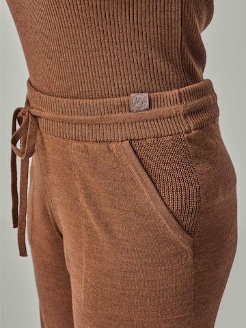 YOU LOOK PERFECT Loungewear in Brown