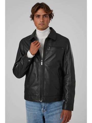 GUESS Between-Season Jacket in Black