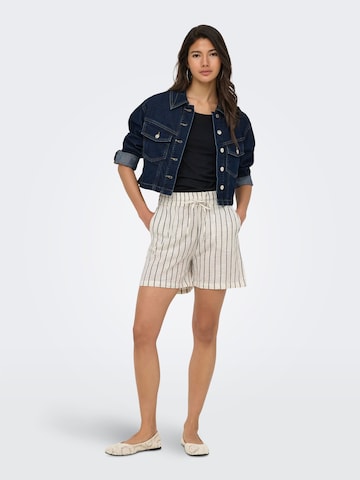 ONLY Regular Shorts 'ONLTizana' in Grau
