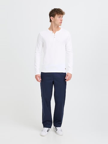 Sweat-shirt ' SDVolko ' !Solid en blanc