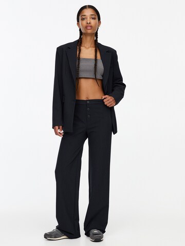 Pull&Bear Regular Trousers in Blue