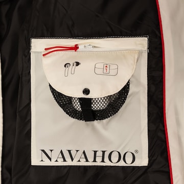 NAVAHOO Winter Coat in White