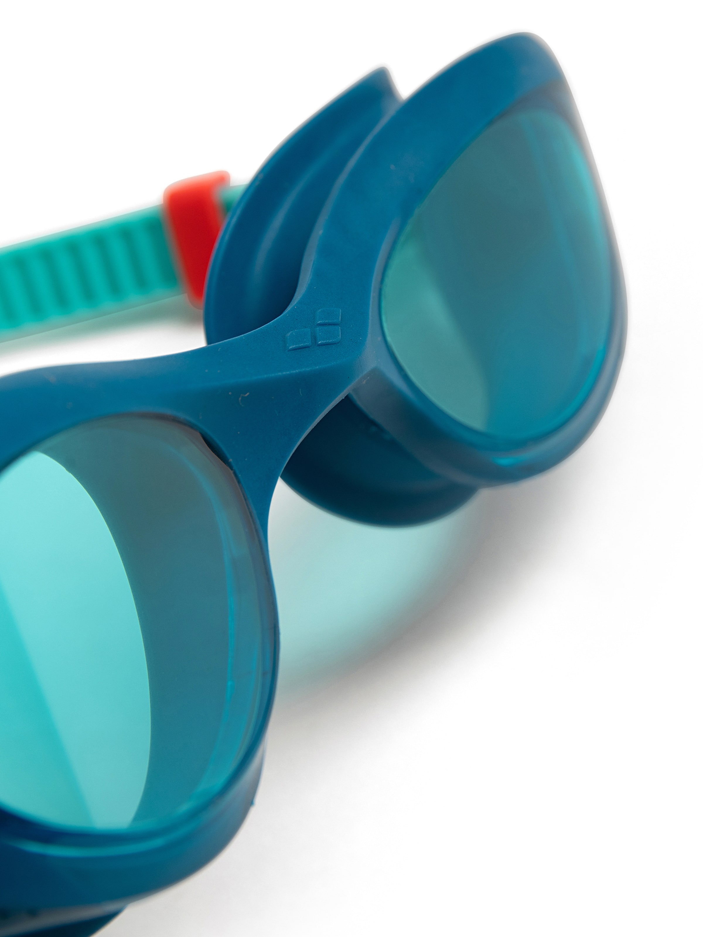 Occhiali 'THE ONE WOMAN' di ARENA in blu