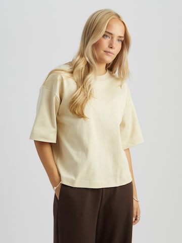 Peppercorn Shirt 'Fiola' in Beige: front